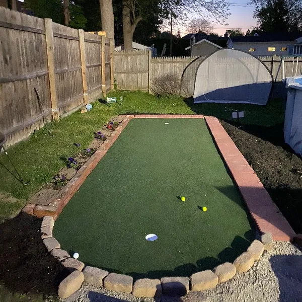 Big Moss Outdoor Target Putting & Chipping Greens