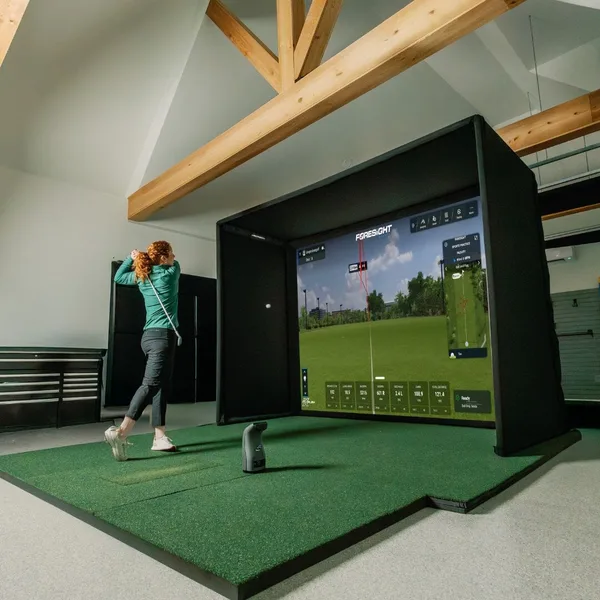 Foresight Sports GC3 SIG10 Golf Simulator Package